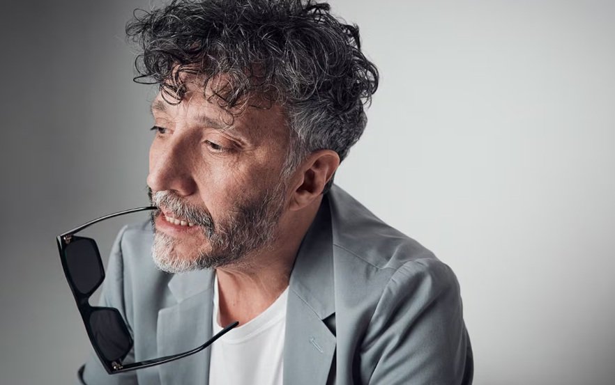 Fito Páez agotó dos funciones en Buenos Aires y suma una tercera noche en el Movistar Arena