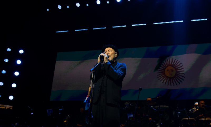 Rubén Blades se despidió de Buenos Aires: emoción, swing, sabor y conciencia social